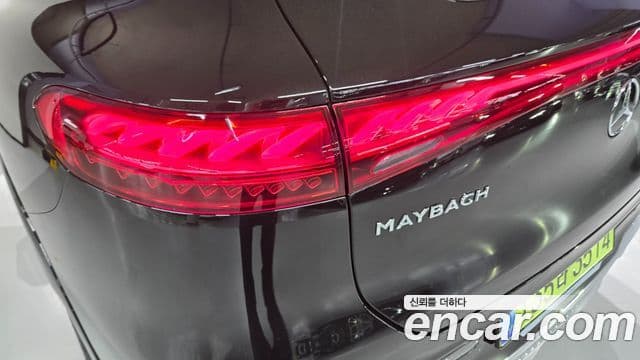 Mercedes-Benz EQS SUV 2026 — Photo 16/20
