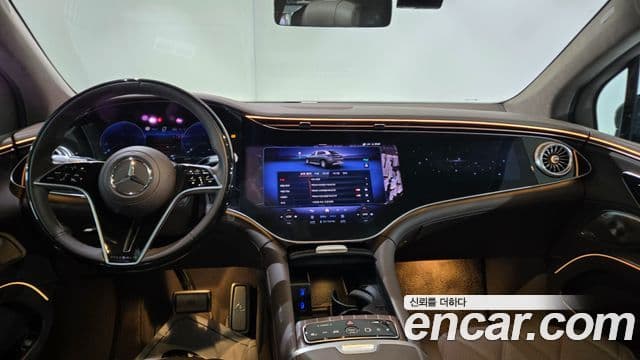 Mercedes-Benz EQS SUV 2026 — Photo 11/20