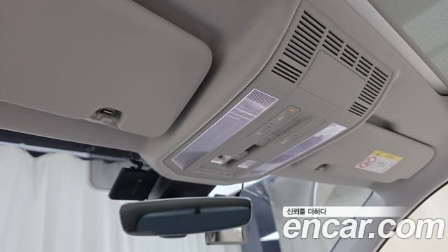 Volkswagen Touareg 2025 — Фото 18/20