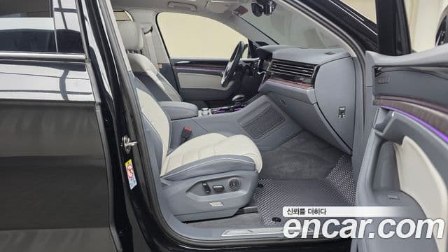 Volkswagen Touareg 2025 — Şəkil 30/34