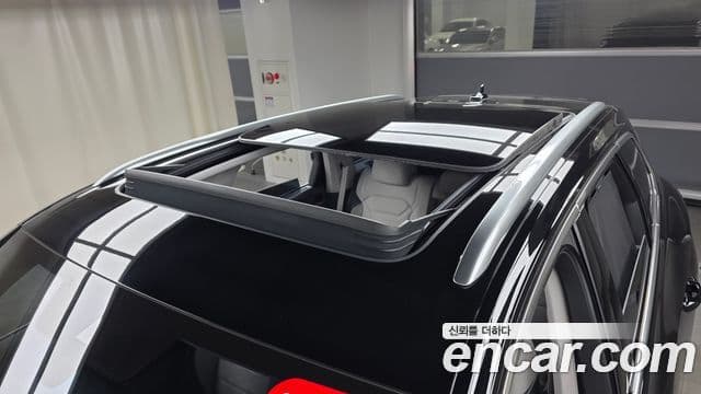 Volkswagen Touareg 2025 — Şəkil 23/34