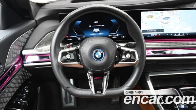 BMW i7 2024 — ფოტო 5/20