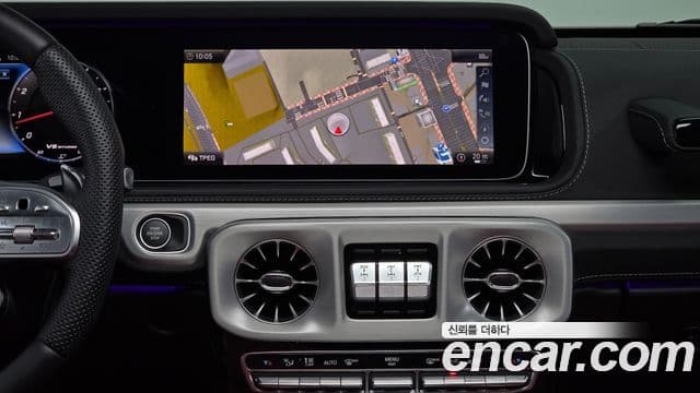 Mercedes-Benz G-Class 2024 — Photo 9/20