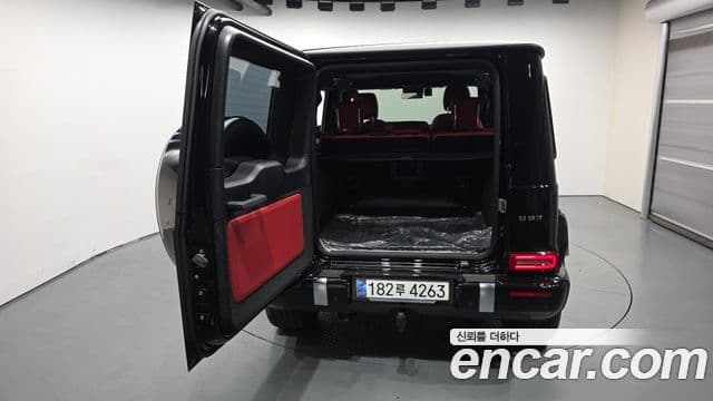 Mercedes-Benz G-Class 2024 — Photo 18/20