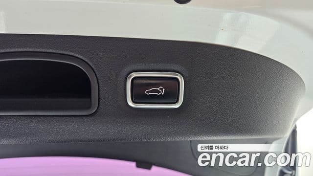 Kia Stinger 2018 — Şəkil 13/34