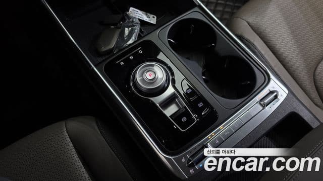 Kia Carnival 2023 — Фото 9/20