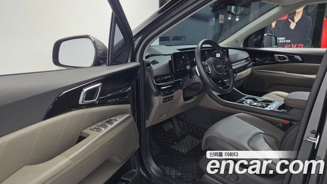 Kia Carnival 2023 — Фото 10/20