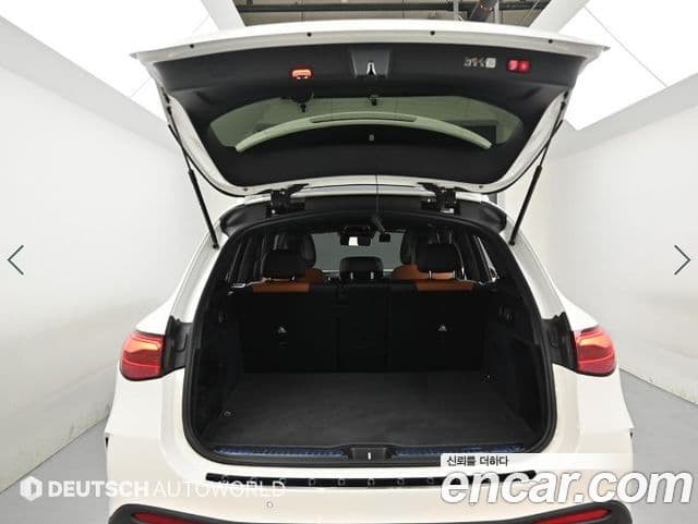 Mercedes-Benz GLC-Class 2024 — Şəkil 17/20