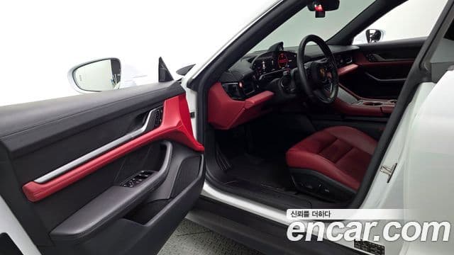 Porsche Taycan 2022 — Photo 7/20