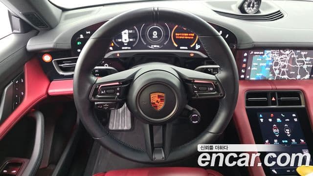 Porsche Taycan 2022 — Photo 20/20