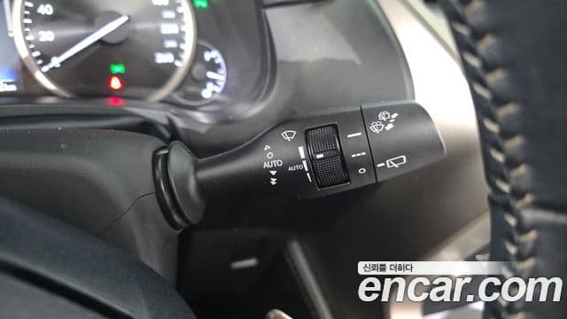 Lexus NX300h 2018 — ფოტო 11/35