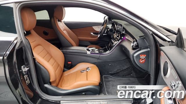 Mercedes-Benz C-Class 2020 — Photo 23/30