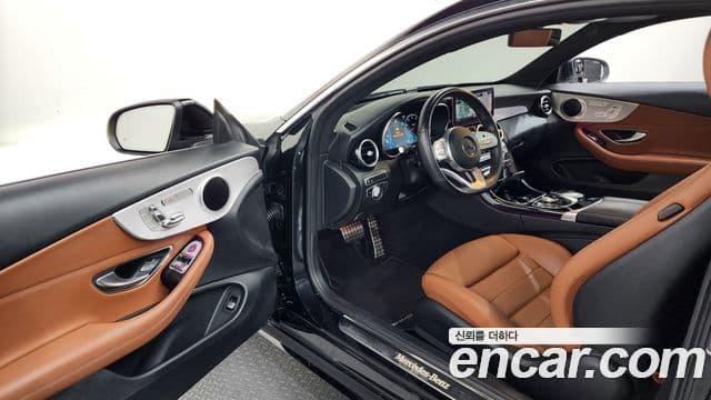 Mercedes-Benz C-Class 2020 — Photo 5/30