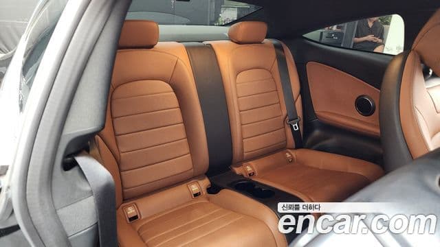 Mercedes-Benz C-Class 2020 — Photo 30/30