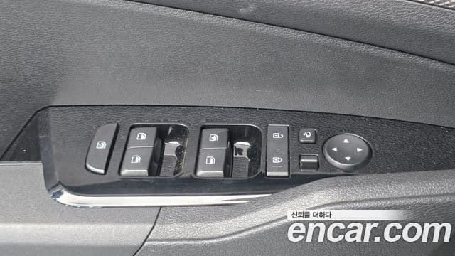Kia Sportage 2023 — Фото 11/20