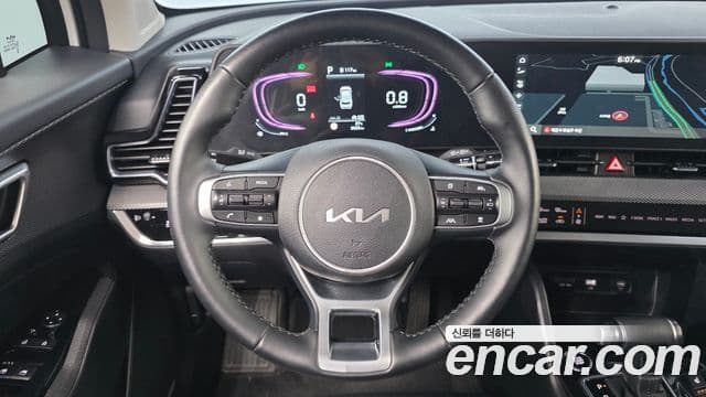 Kia Sportage 2023 — Фото 13/20