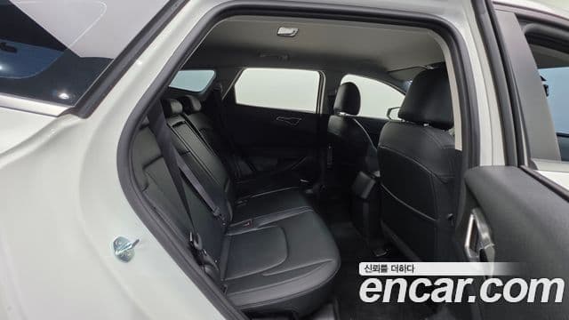 Kia Sportage 2023 — ფოტო 12/30