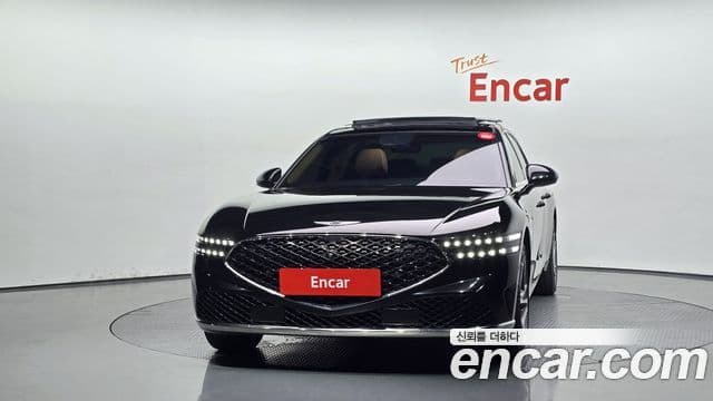 Genesis G90 2022 — ფოტო 9/34