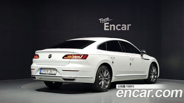 Volkswagen Arteon 2020 — ფოტო 16/33