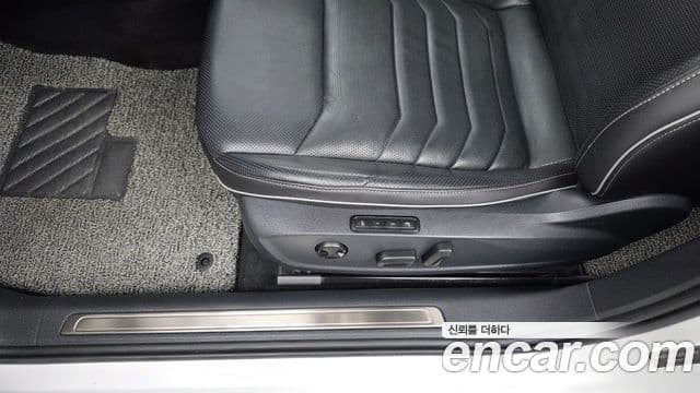 Volkswagen Arteon 2020 — ფოტო 27/33