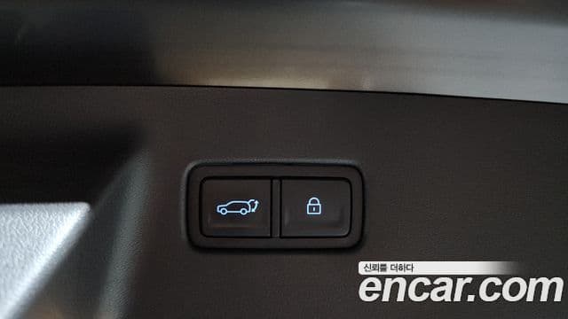 Hyundai Santa Fe 2024 — Photo 4/35