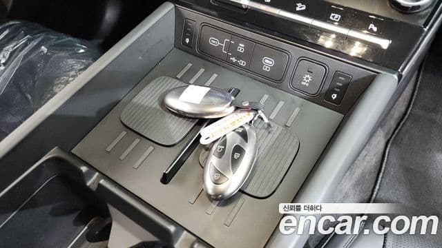 Hyundai Santa Fe 2024 — Photo 34/35