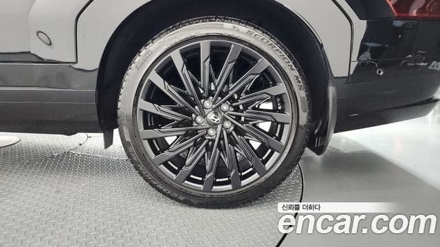 Hyundai Santa Fe 2024 — Photo 19/35