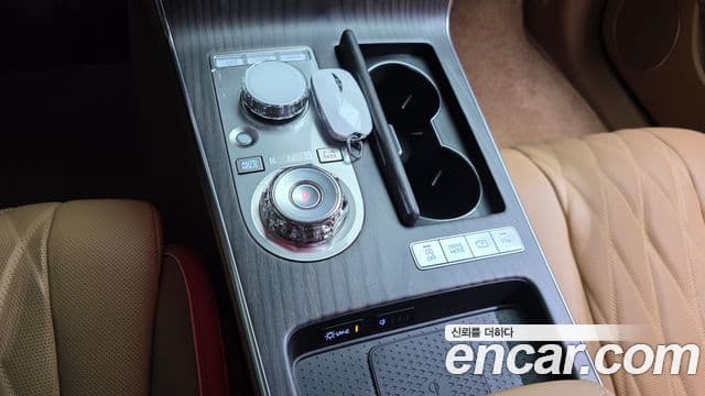 Genesis G80 2025 — Photo 6/20
