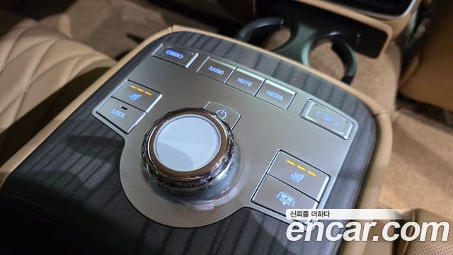 Genesis G80 2025 — Photo 12/20