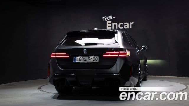 BMW M5 2025 — Photo 19/30