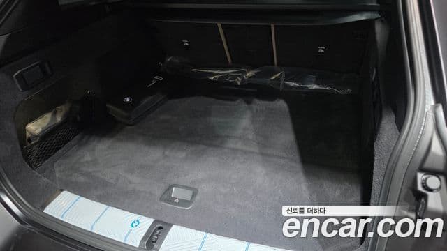 BMW M5 2025 — Photo 9/30