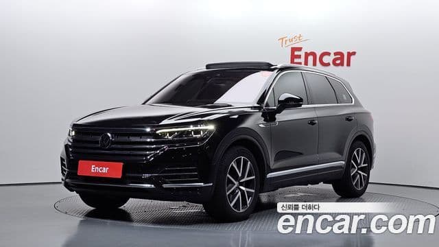 Volkswagen Touareg 2023 — Photo 13/20