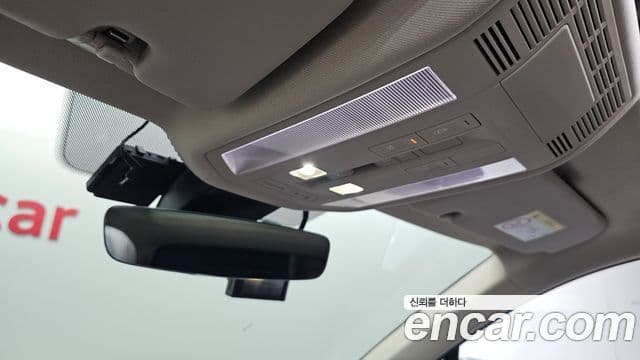 Volkswagen Touareg 2023 — Photo 3/20