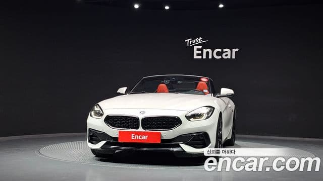 BMW Z4 2021 — Photo 28/33
