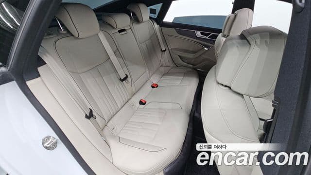 Audi A7 2025 — Photo 22/35
