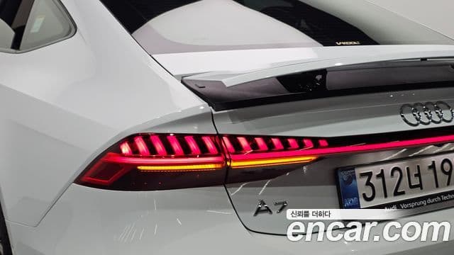 Audi A7 2025 — Photo 5/35