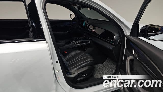 Renault Samsung Grand Koleos 2024 — Фото 11/20