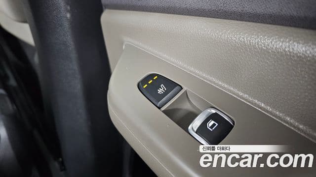 Kia Carnival 2024 — Фото 19/20