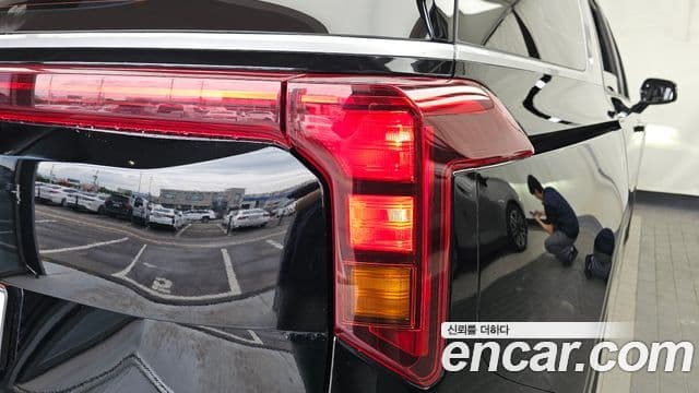 Kia Carnival 2024 — Photo 22/34