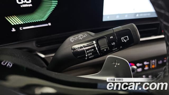 Kia Carnival 2024 — Photo 23/34