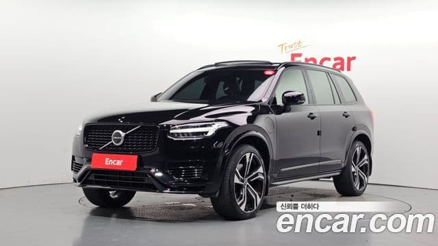 Volvo XC90 2020 — Photo 6/37