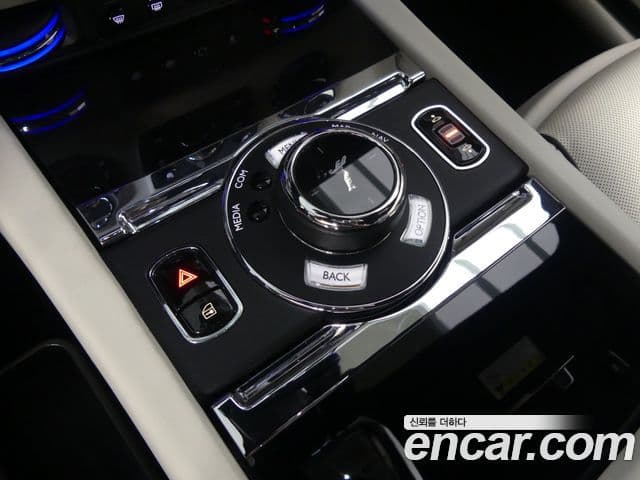 Rolls-Royce Wraith 2019 — Photo 4/20