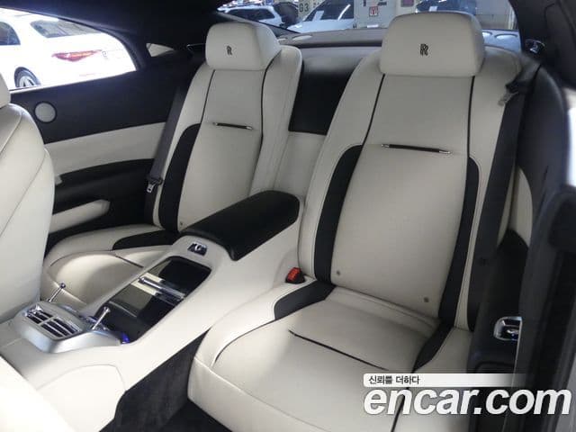 Rolls-Royce Wraith 2019 — Photo 19/20