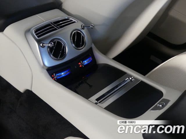 Rolls-Royce Wraith 2019 — Photo 16/20