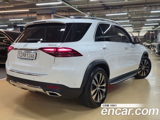 Mercedes-Benz GLE-Class 2025 — Photo 14/20