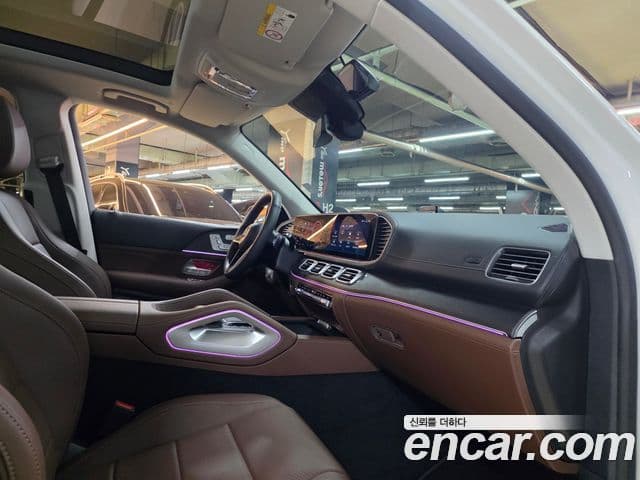 Mercedes-Benz GLE-Class 2025 — Photo 5/20