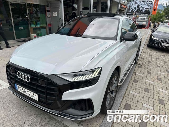 Audi Q8 2022 — Photo 13/18