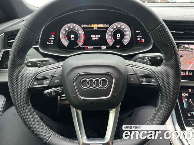 Audi Q8 2022 — Photo 3/18