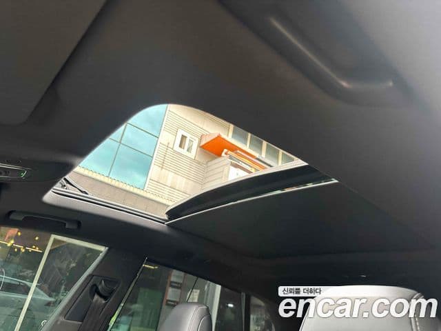 Audi Q8 2022 — Photo 12/18