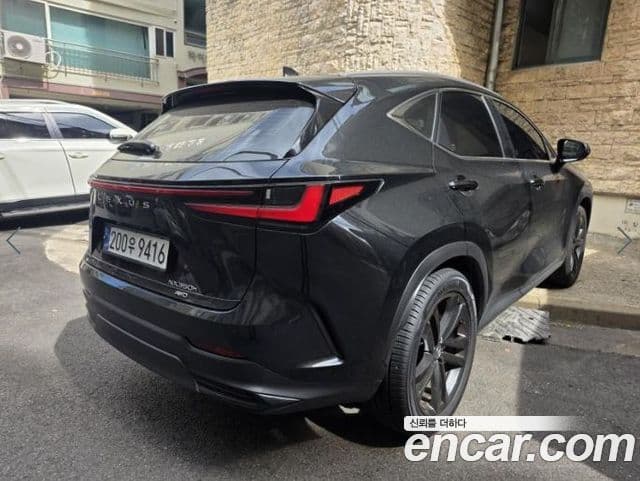 Lexus NX350h 2024 — Şəkil 8/20
